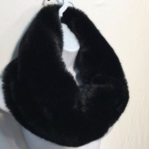 fur black collar scarf soft one size excellent condition
